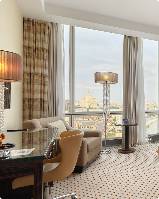 Клубный Премиум с одной двуспальной кроватью с панорамным видом