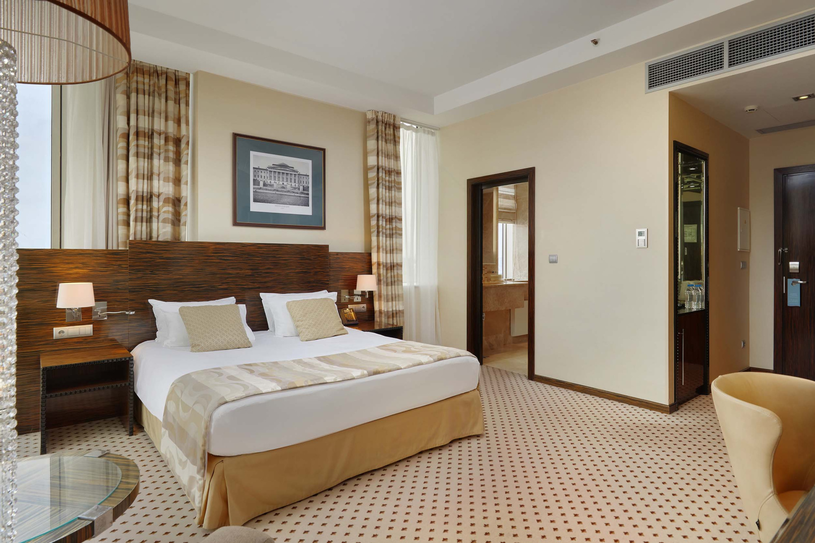 Начать 3D тур по номеру