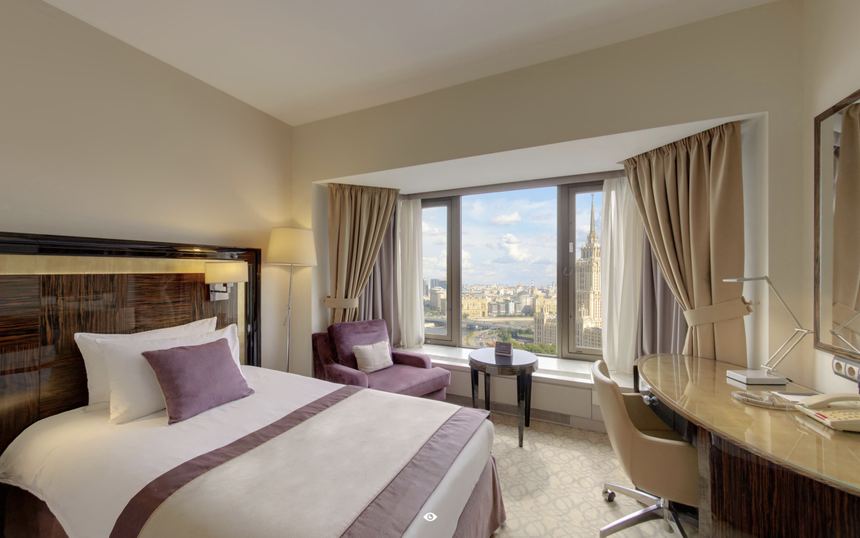 Начать 3D тур по номеру